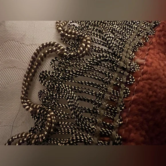 Vintage tapestry runner - Picture 5 of 10